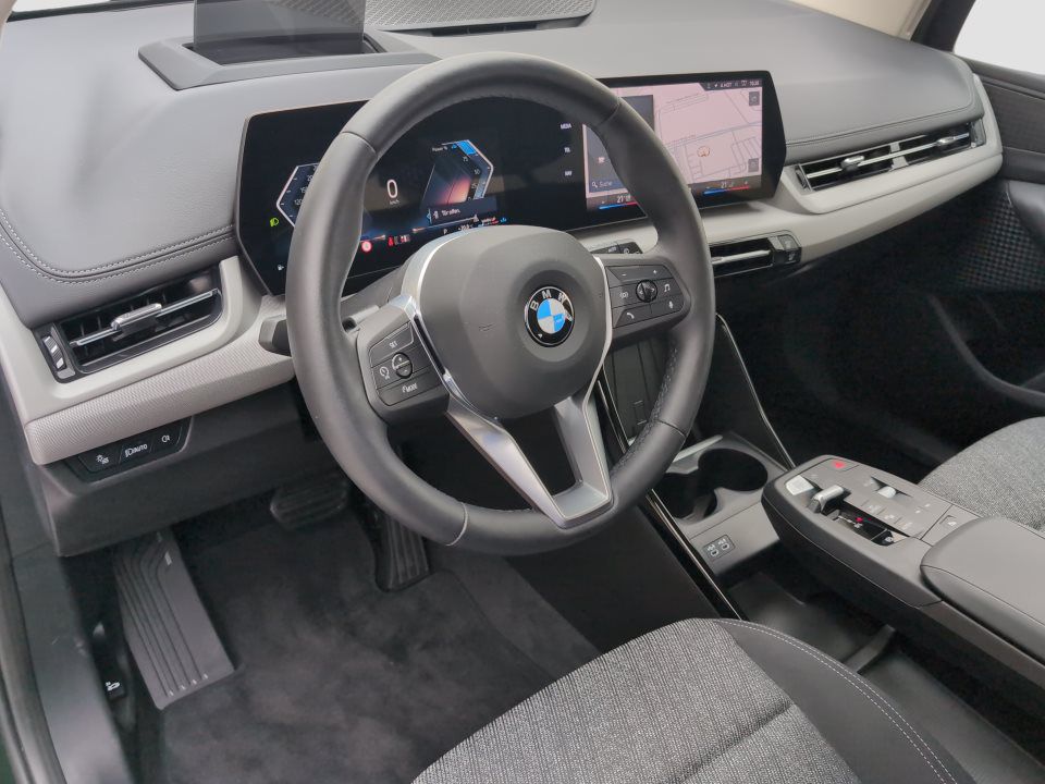 BMW 216