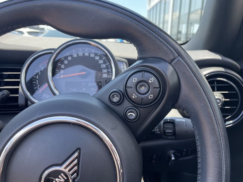 F57 MINI Cooper Convertible LCI