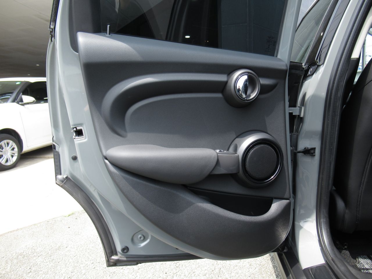 MINI F55 Cooper D 5dr Hatch LCI