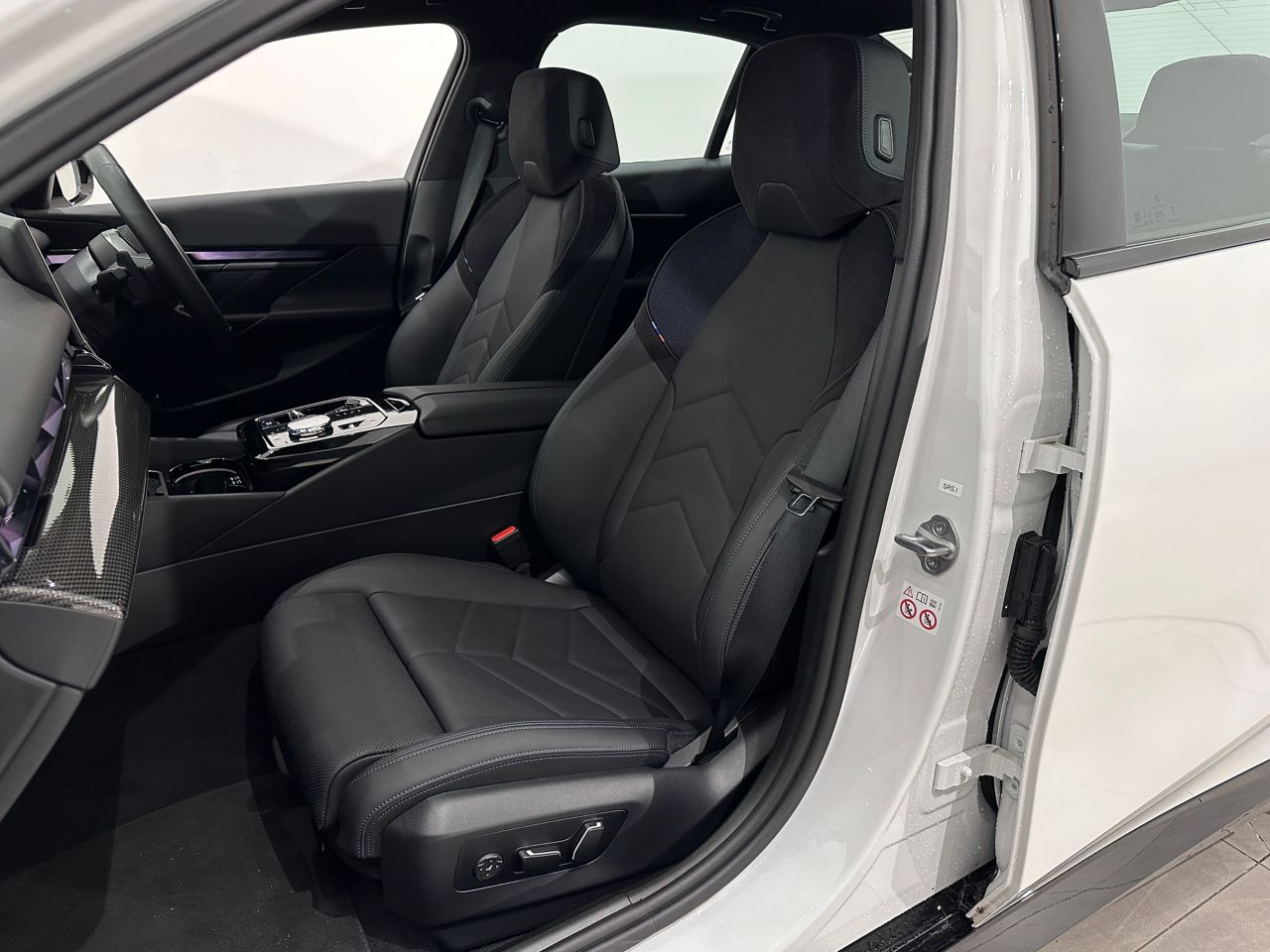 BMW i5 M60 xDrive Sedan RHD