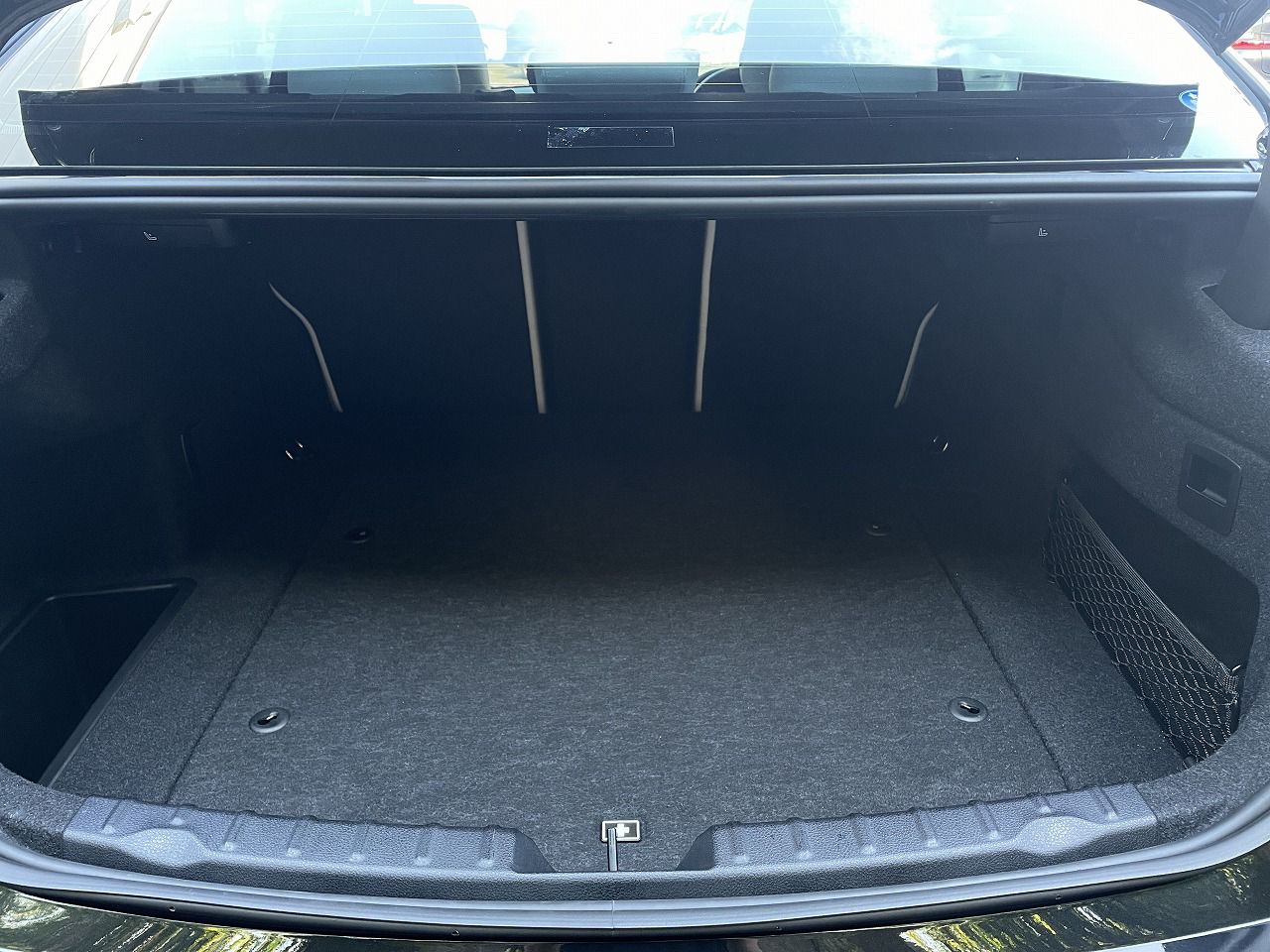 330E IPERFORMANCE SEDAN RHD