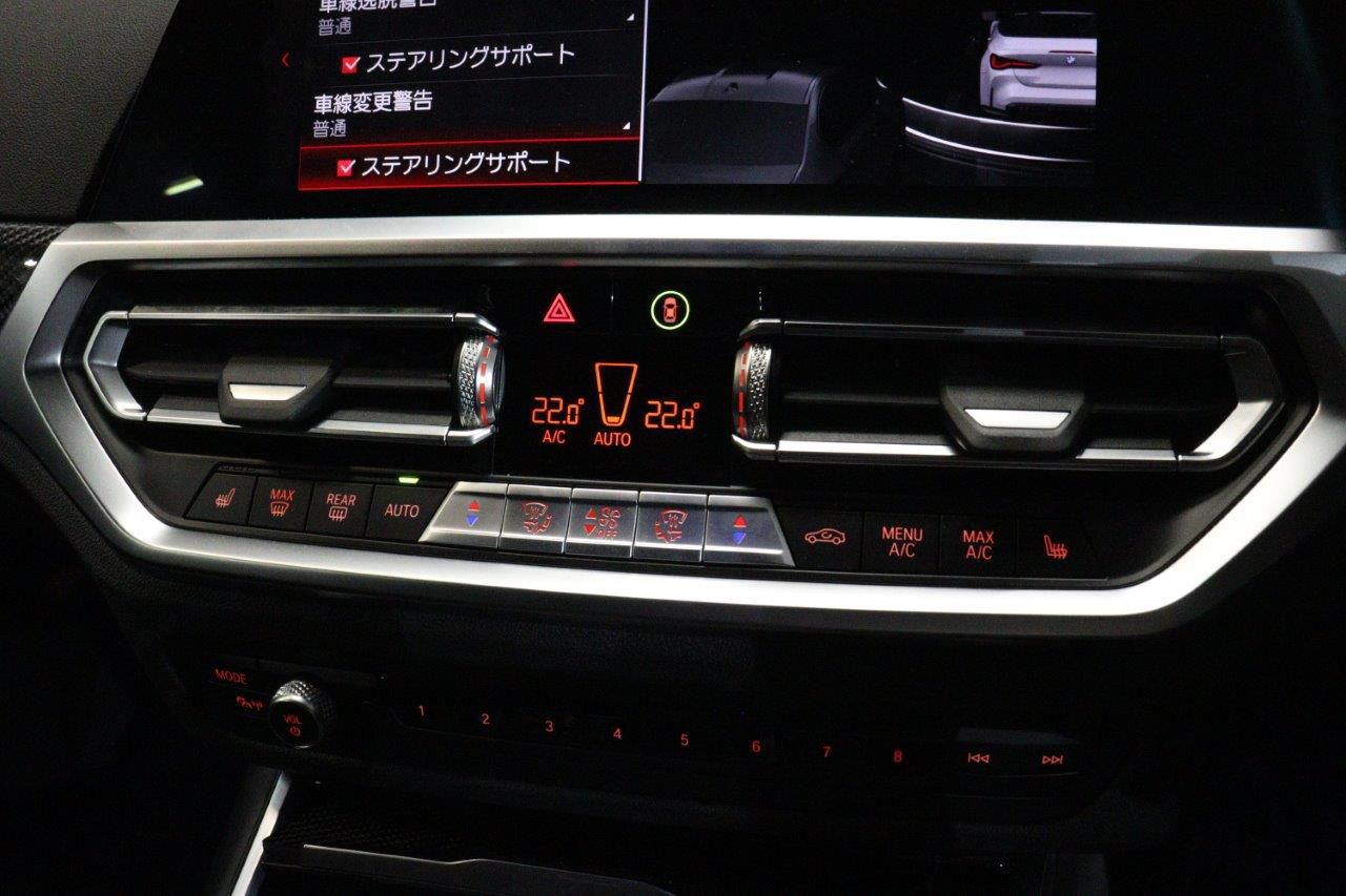 G83 M4 Competition M xDrive Competition RHD