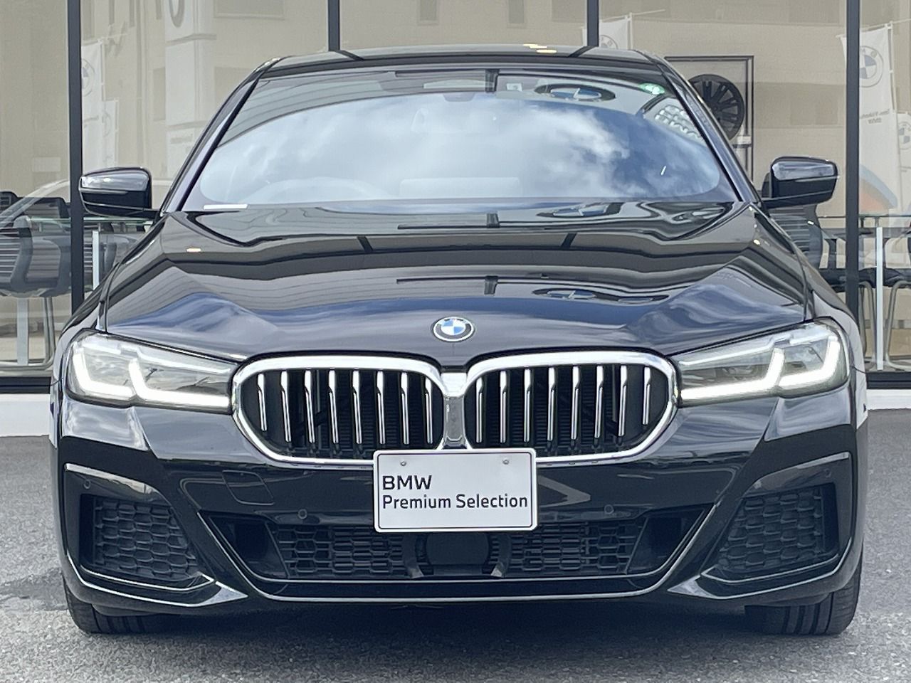 520d xDrive Sedan RHD