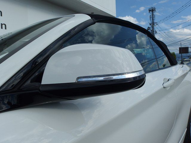220I CABRIOLET RHD