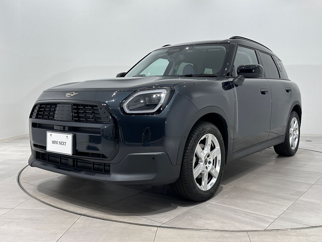 THE NEW MINI COUNTRYMAN D