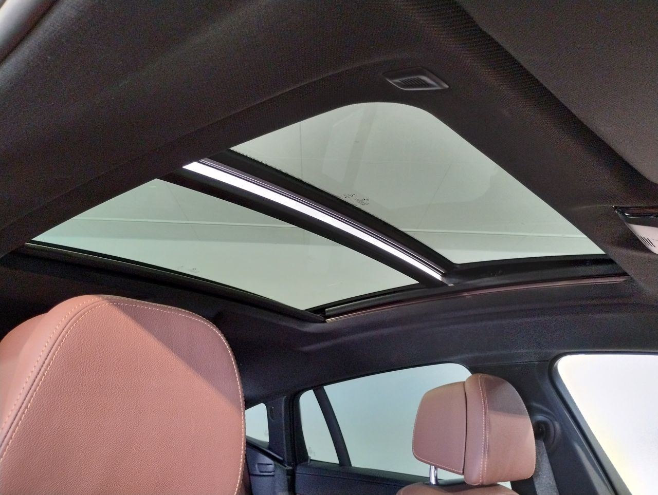 X* xDrive30d RHD