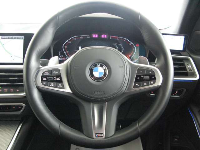 G20 320d xDrive RHD Saloon
