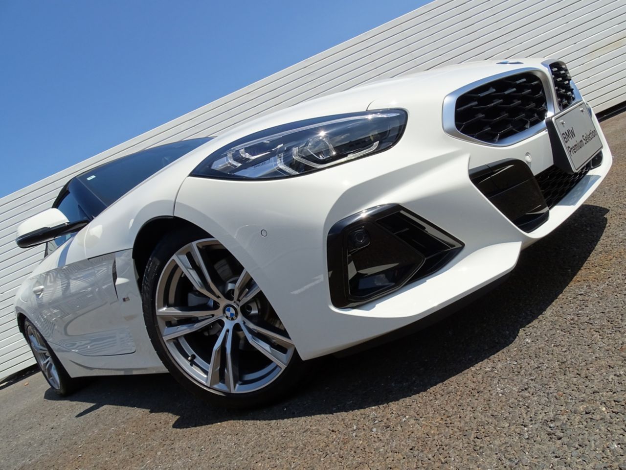 G29 z4 sDrive20i RHD