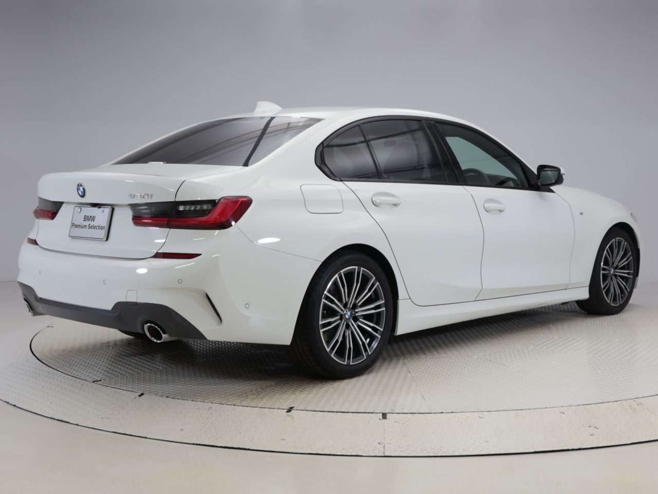 G20 320i Saloon RHD MX