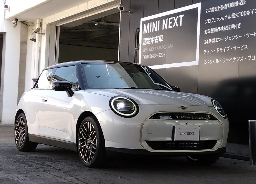 J01 MINI Cooper SE