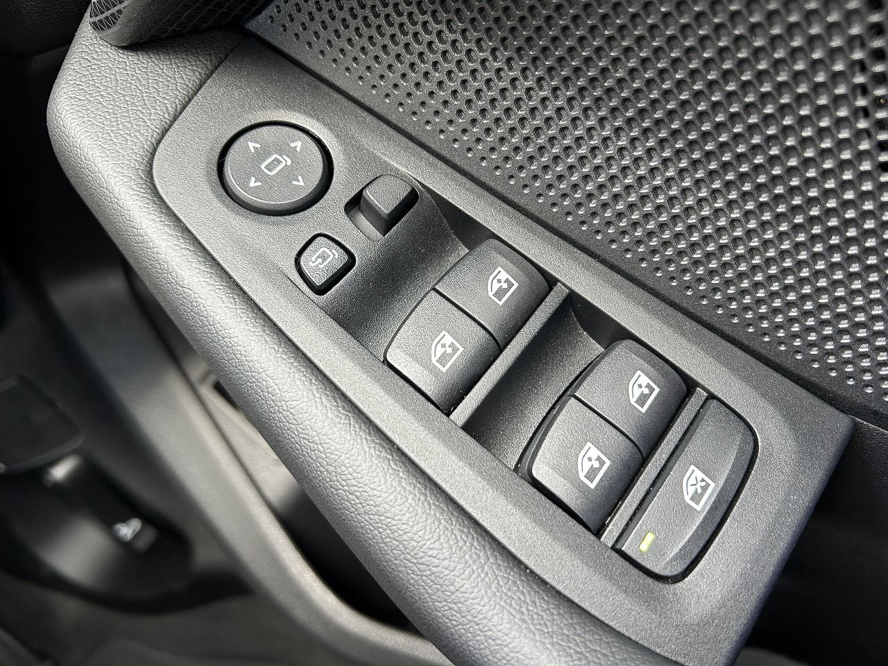 F40 118d Sports Hatch 5-door B47 2.0d