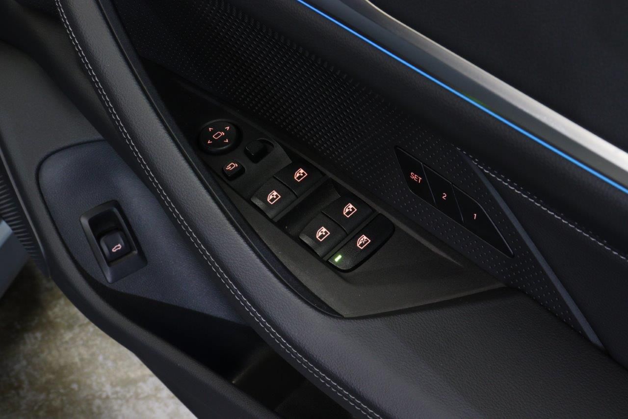G26 i4 eDrive40 RHD