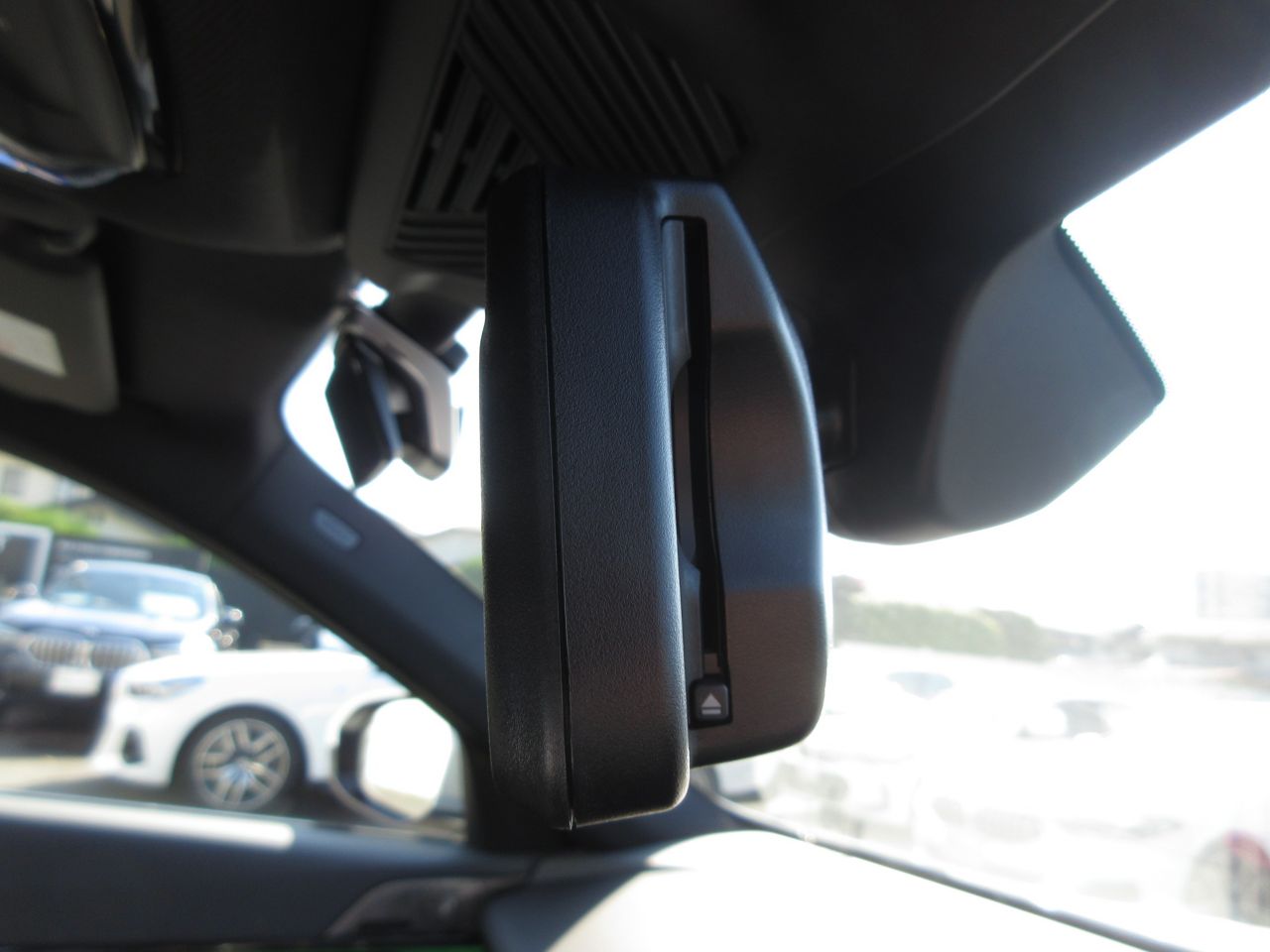 BMW i5 eDrive40 Sedan RHD