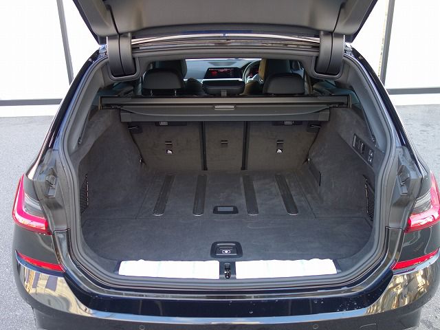 G21 320d xDrive Touring RHD