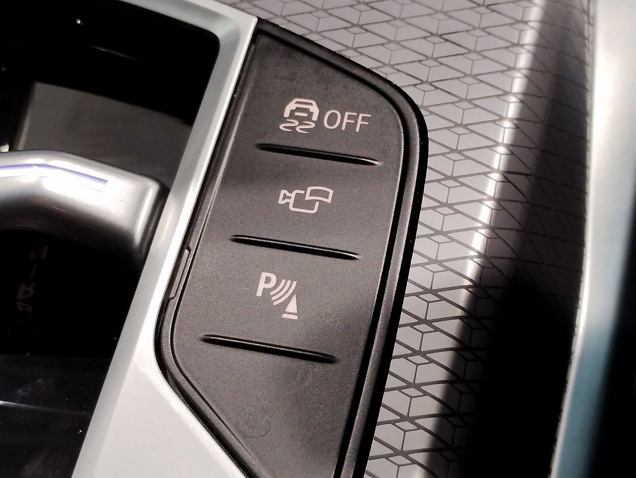 G26 i4 M50 RHD