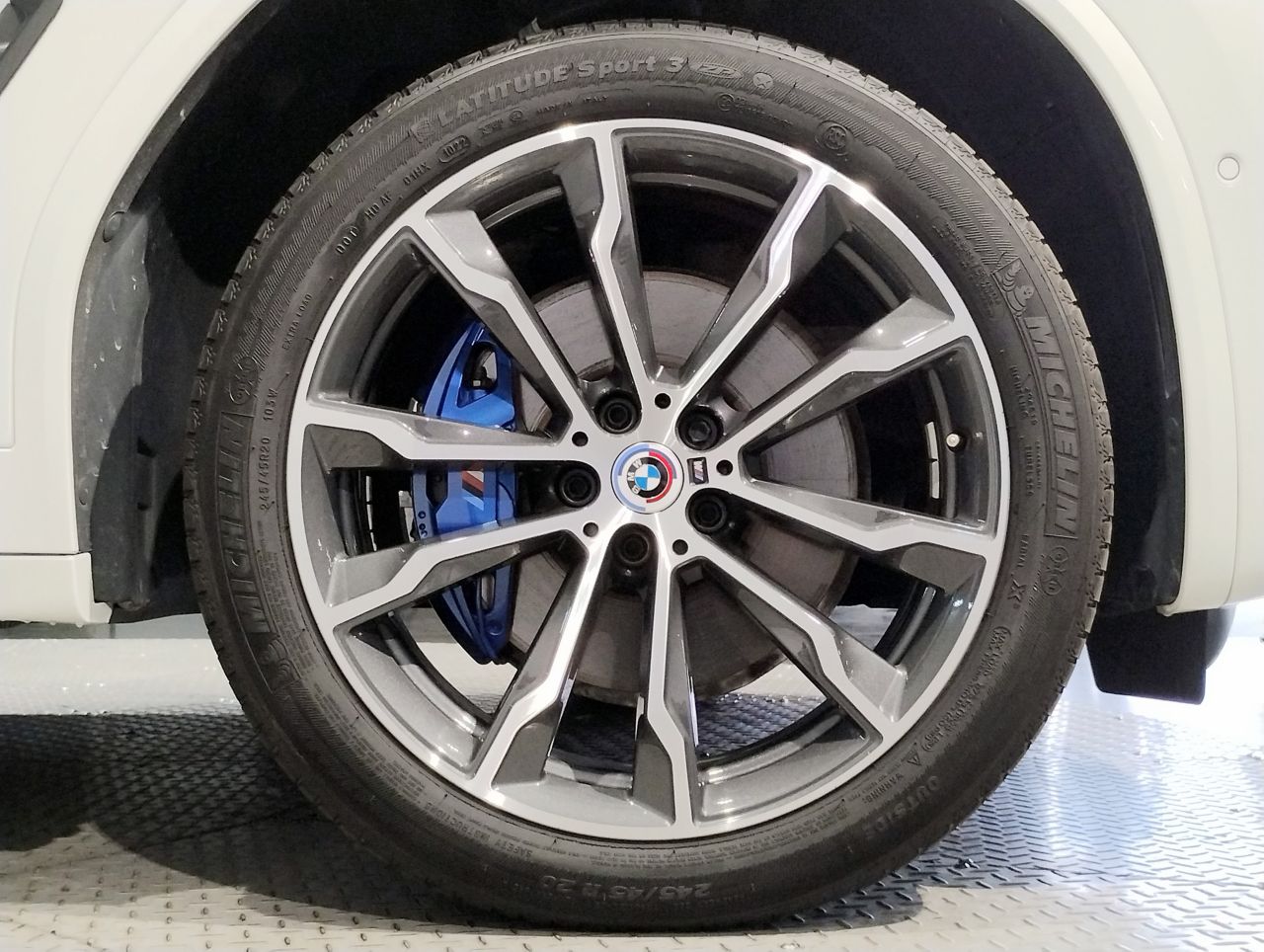 G01 X3 M40i RHD LCI ZA