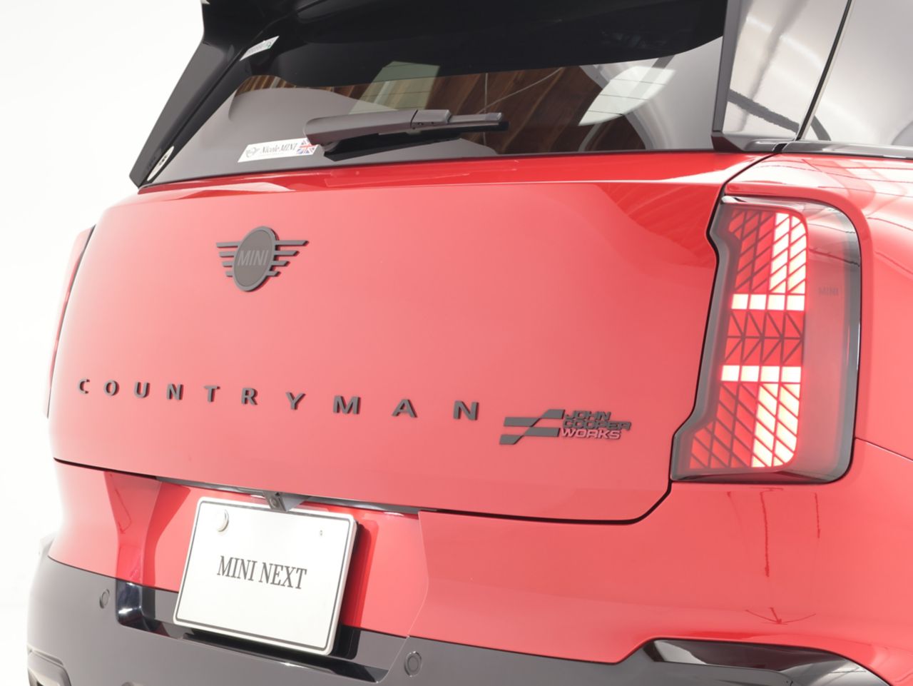 U25 MINI John Cooper Works Countryman ALL4