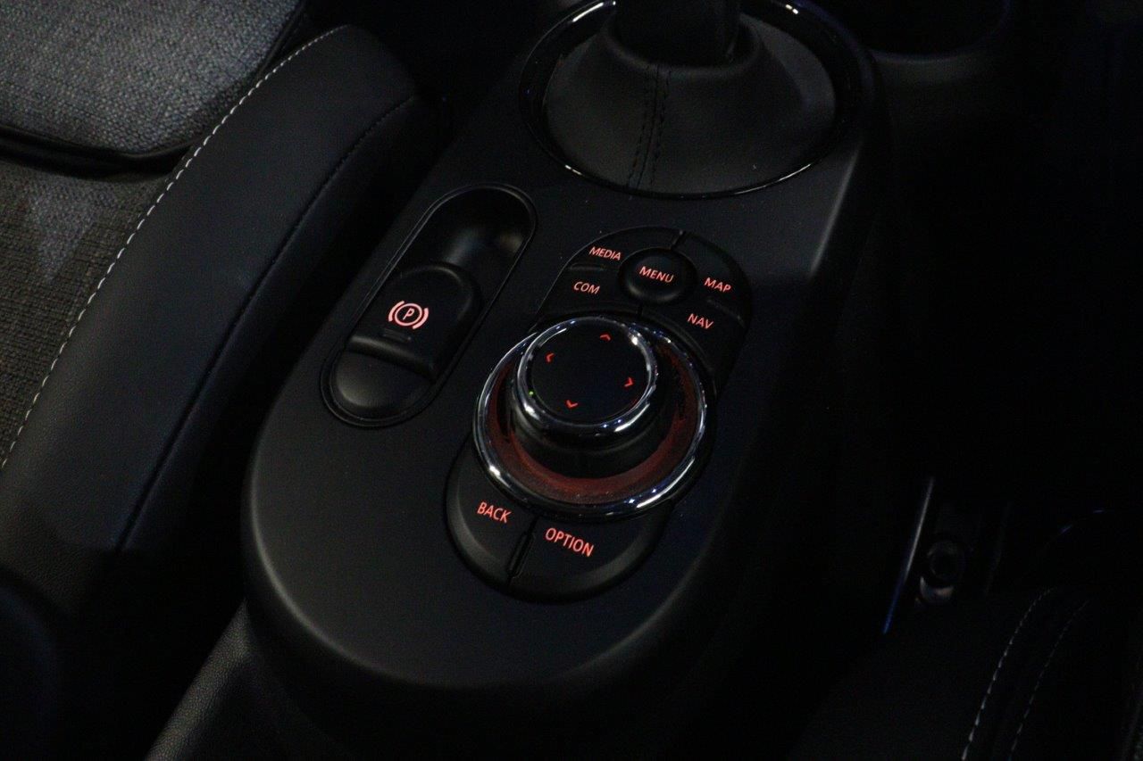 Cooper S 3 doors RHD