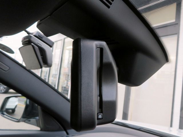 F4* **35i xDrive **** ***** B48 2.0i