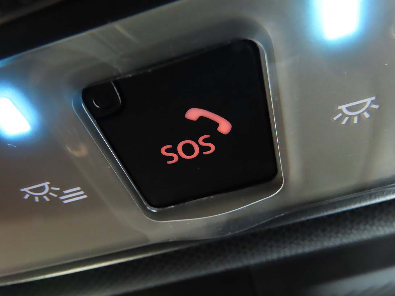 J01 MINI Cooper SE