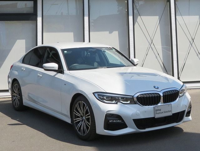 G20 320d xDrive RHD Saloon