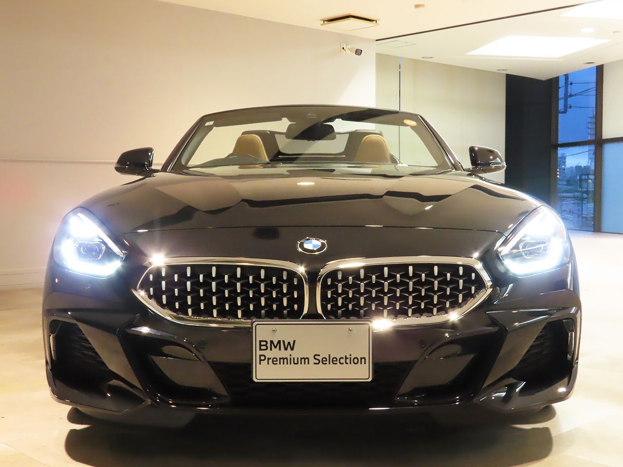 G29 z4 sDrive20i RHD