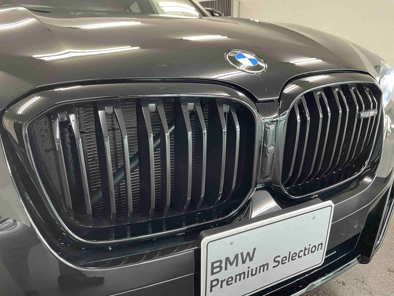 G02 X4 M40i RHD LCI
