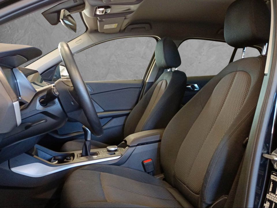 BMW 118