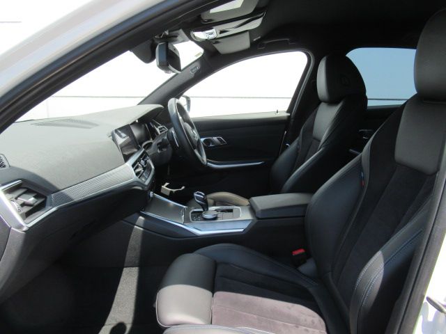 318i Berline RHD
