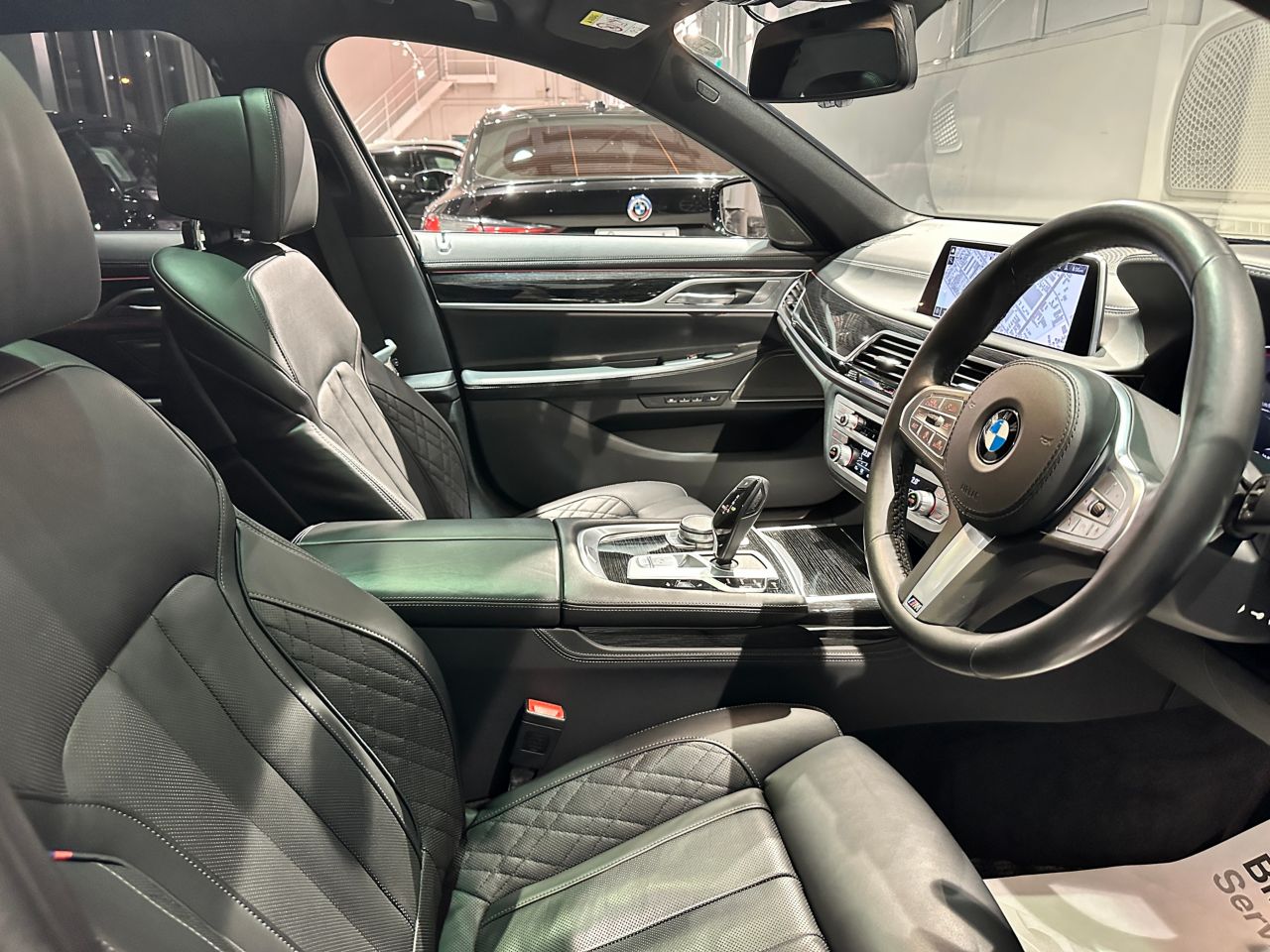 G20 320d xDrive RHD Saloon