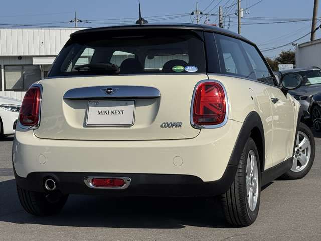 F56 MINI Cooper 3-Door Hatch LCI