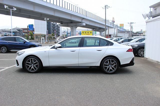 520i Sedan RHD