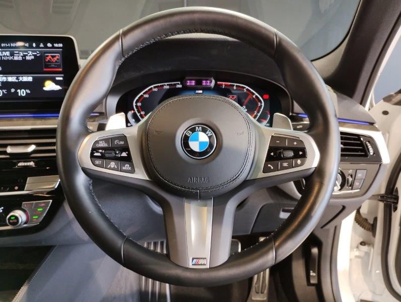 520i Sedan RHD
