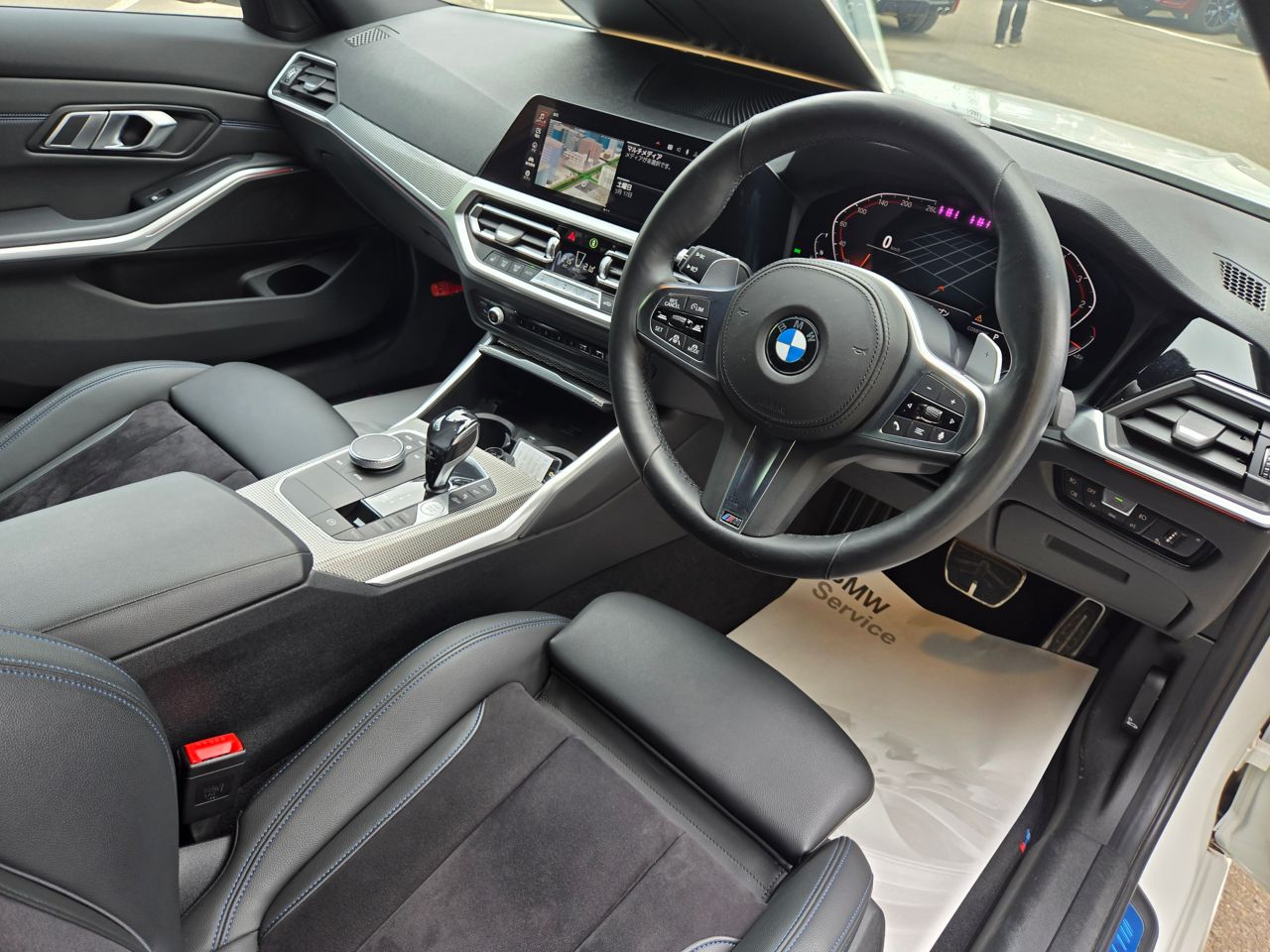 G20 320d xDrive RHD Saloon