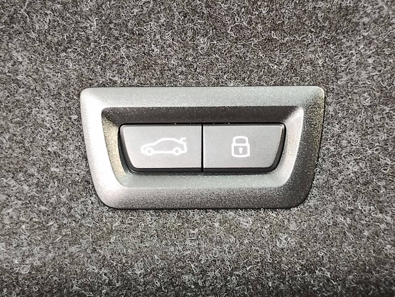 320d xDrive Berline RHD