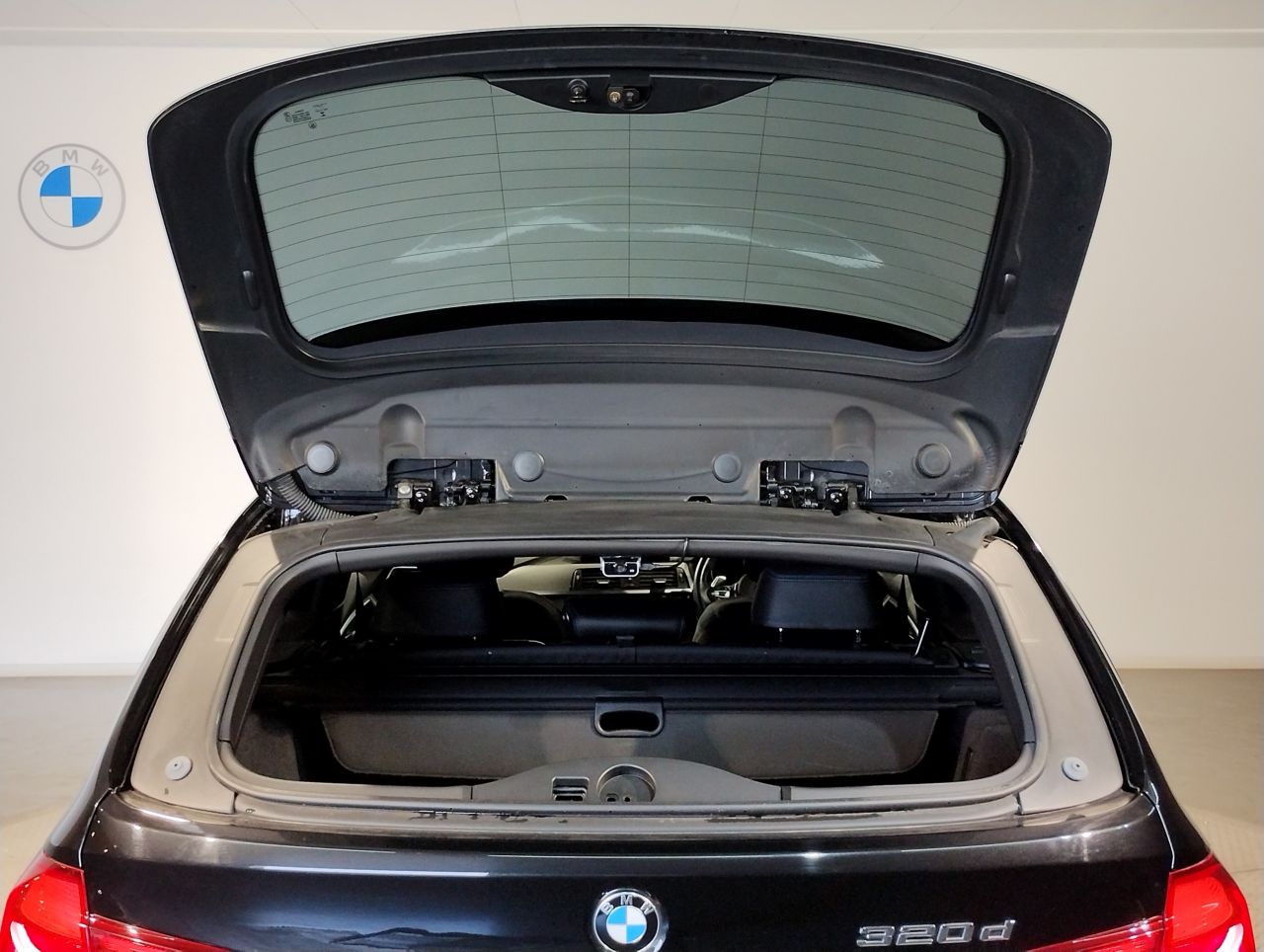 320D TOURING RHD