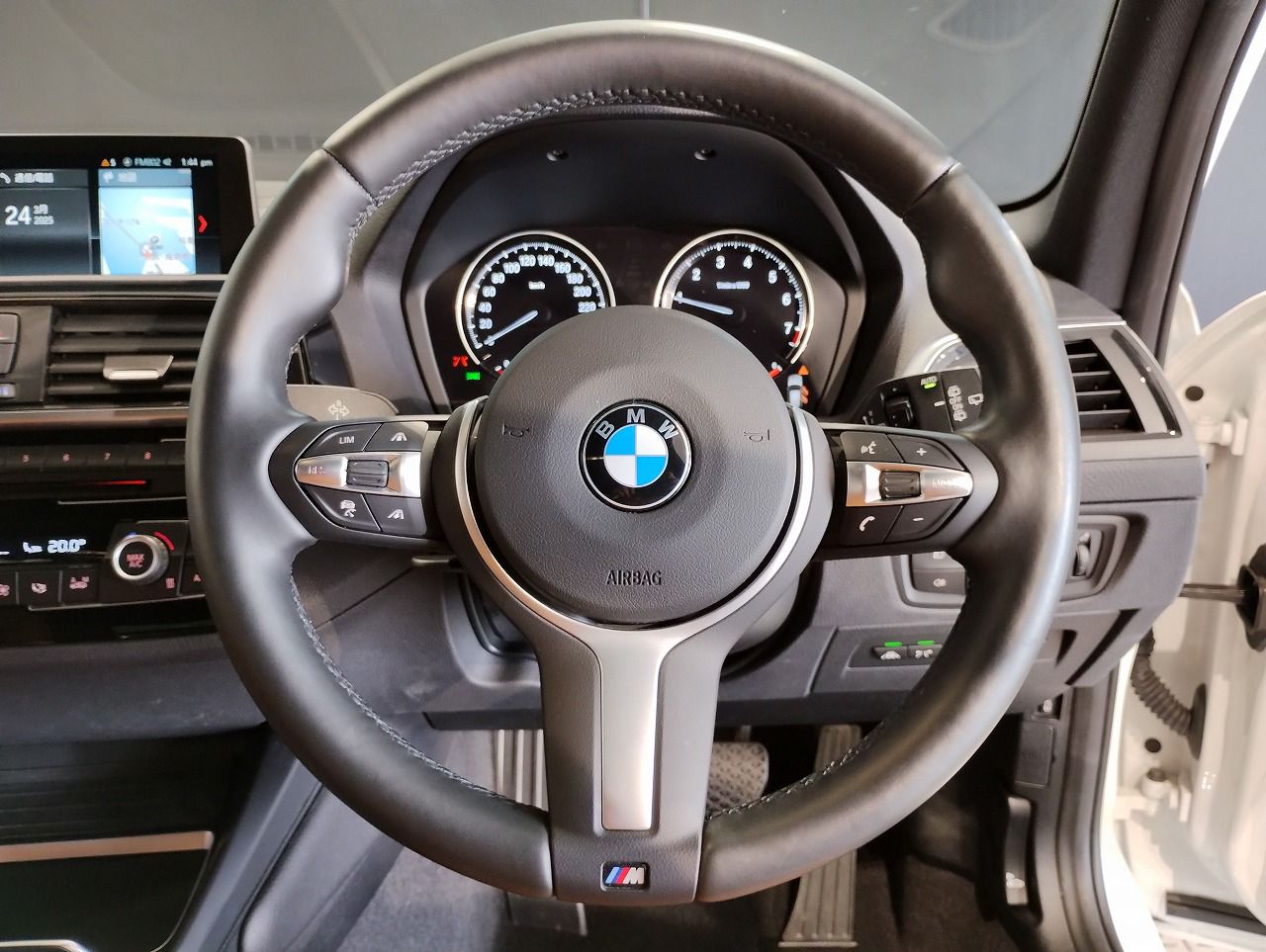 118 5DOOR RHD