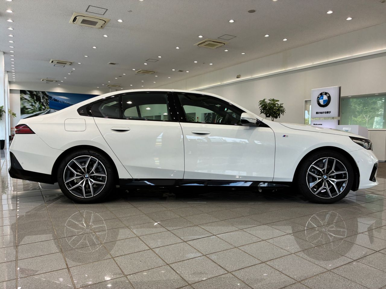 520i Sedan RHD