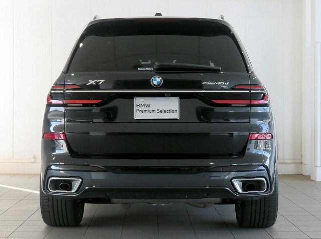 X7 xDrive40d RHD US