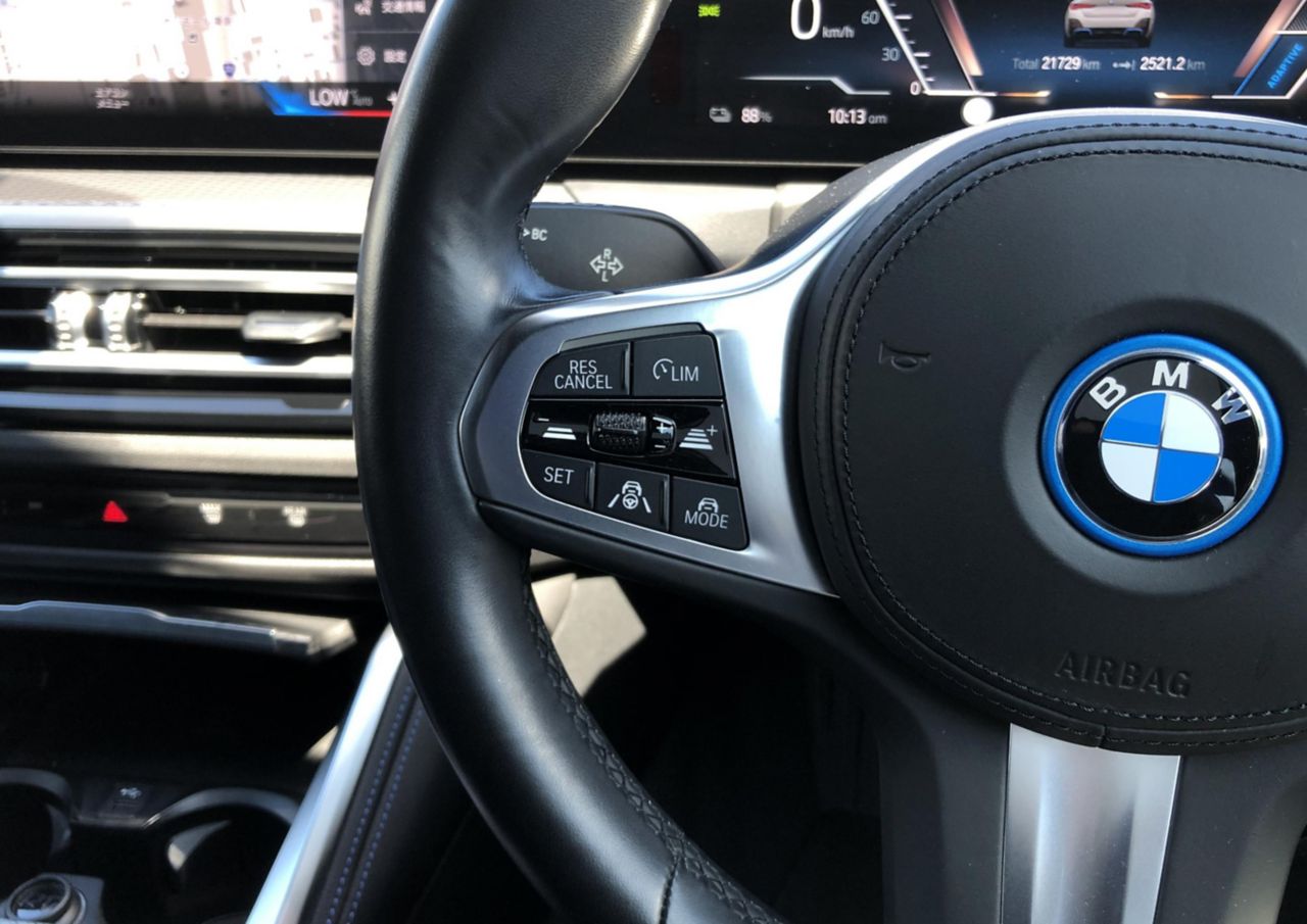 G26 i4 eDrive35 RHD