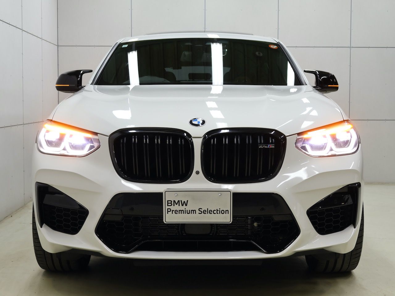 X4 M RHD