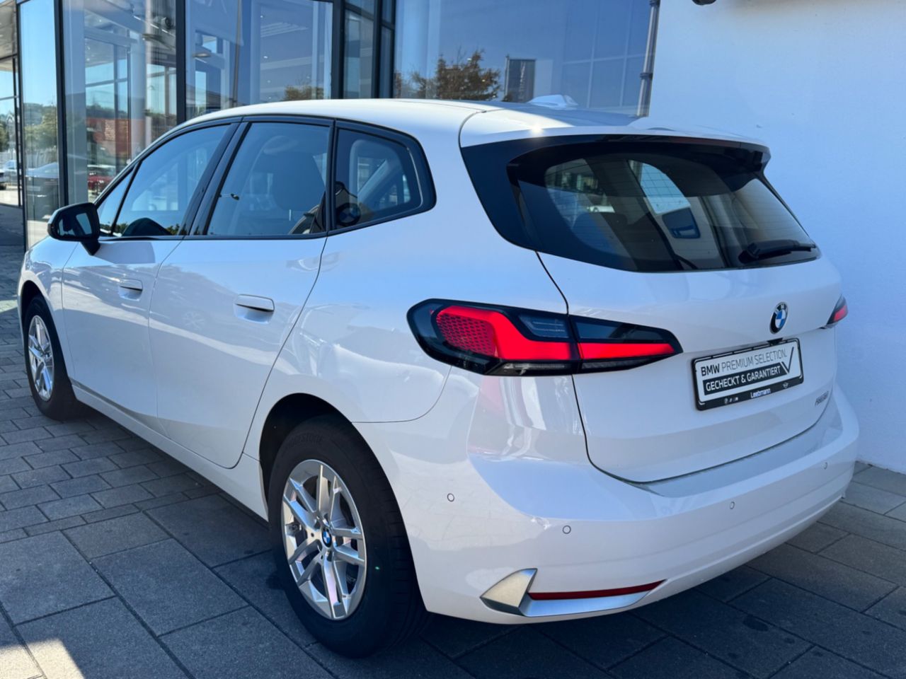 BMW 218