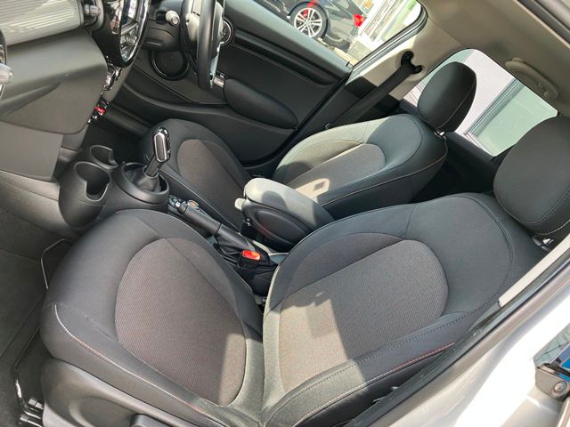 F55 MINI Cooper 5-Door Hatch LCI