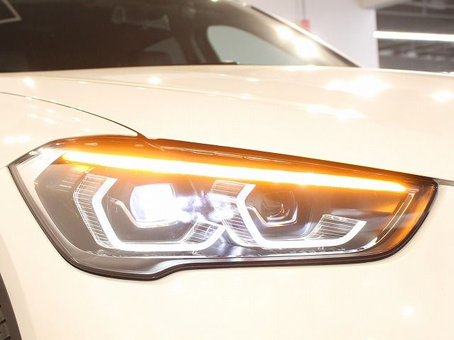 X1 sDrive18i RHD