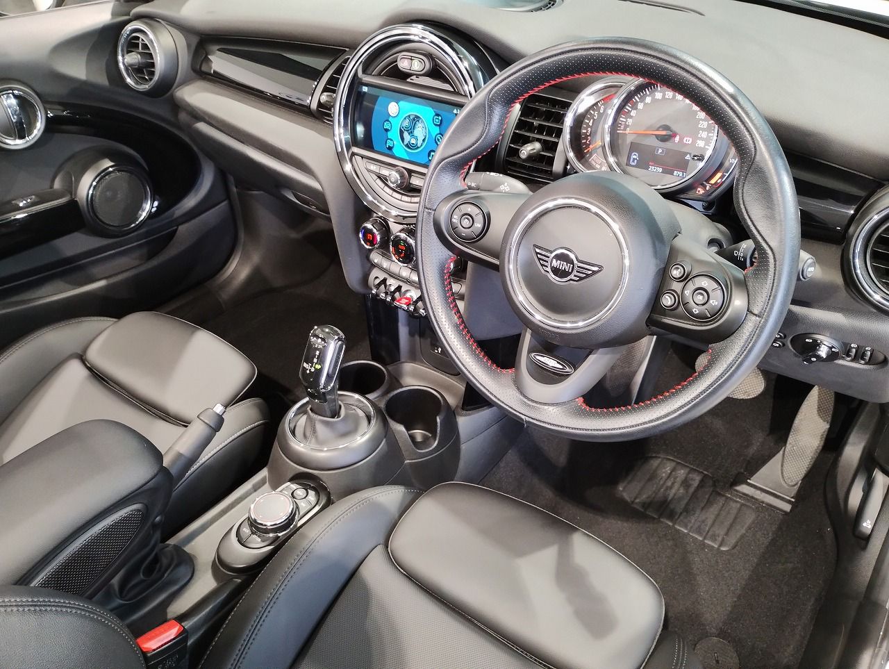F57 MINI Cooper Convertible LCI