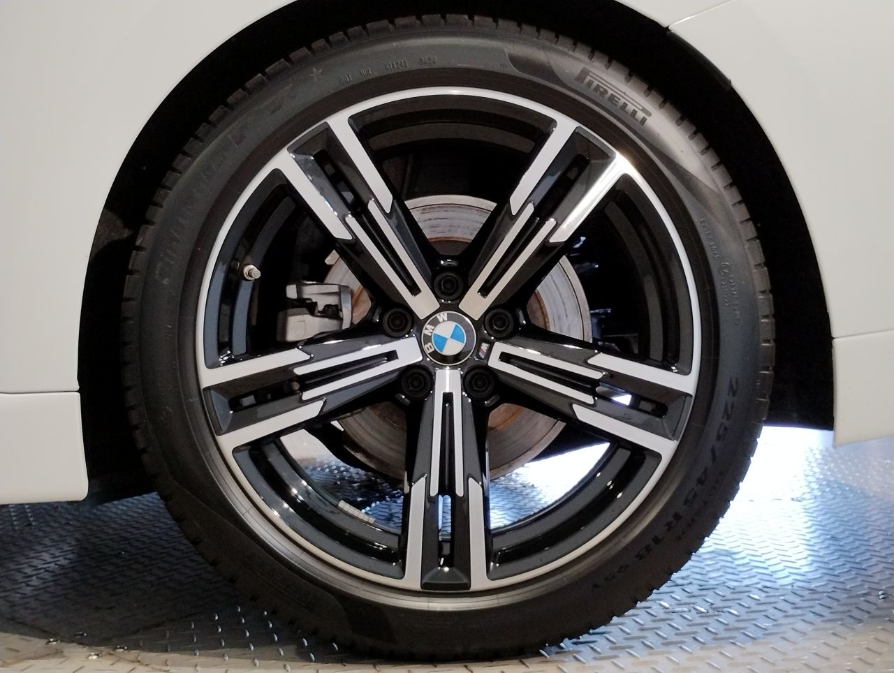 G42 220i Coupe