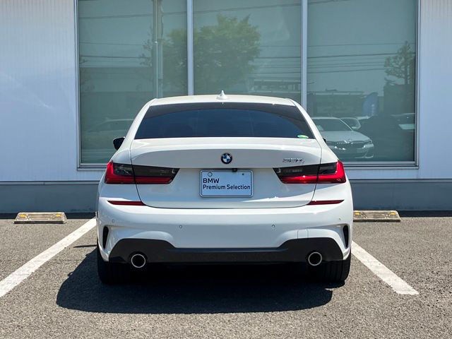 G20 320i Saloon RHD TU
