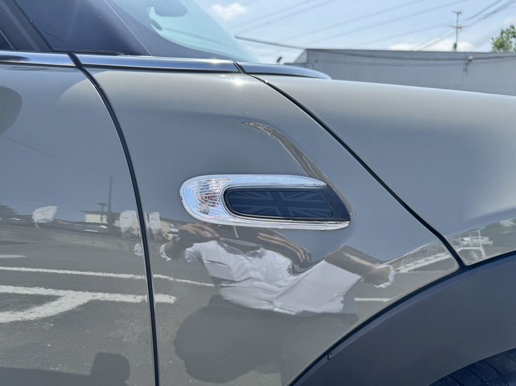 F55 COOPER S D(AT)