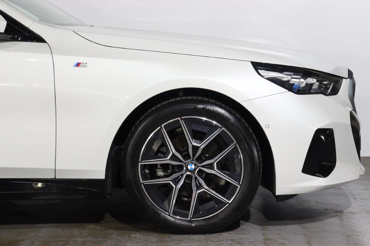 520i Sedan RHD