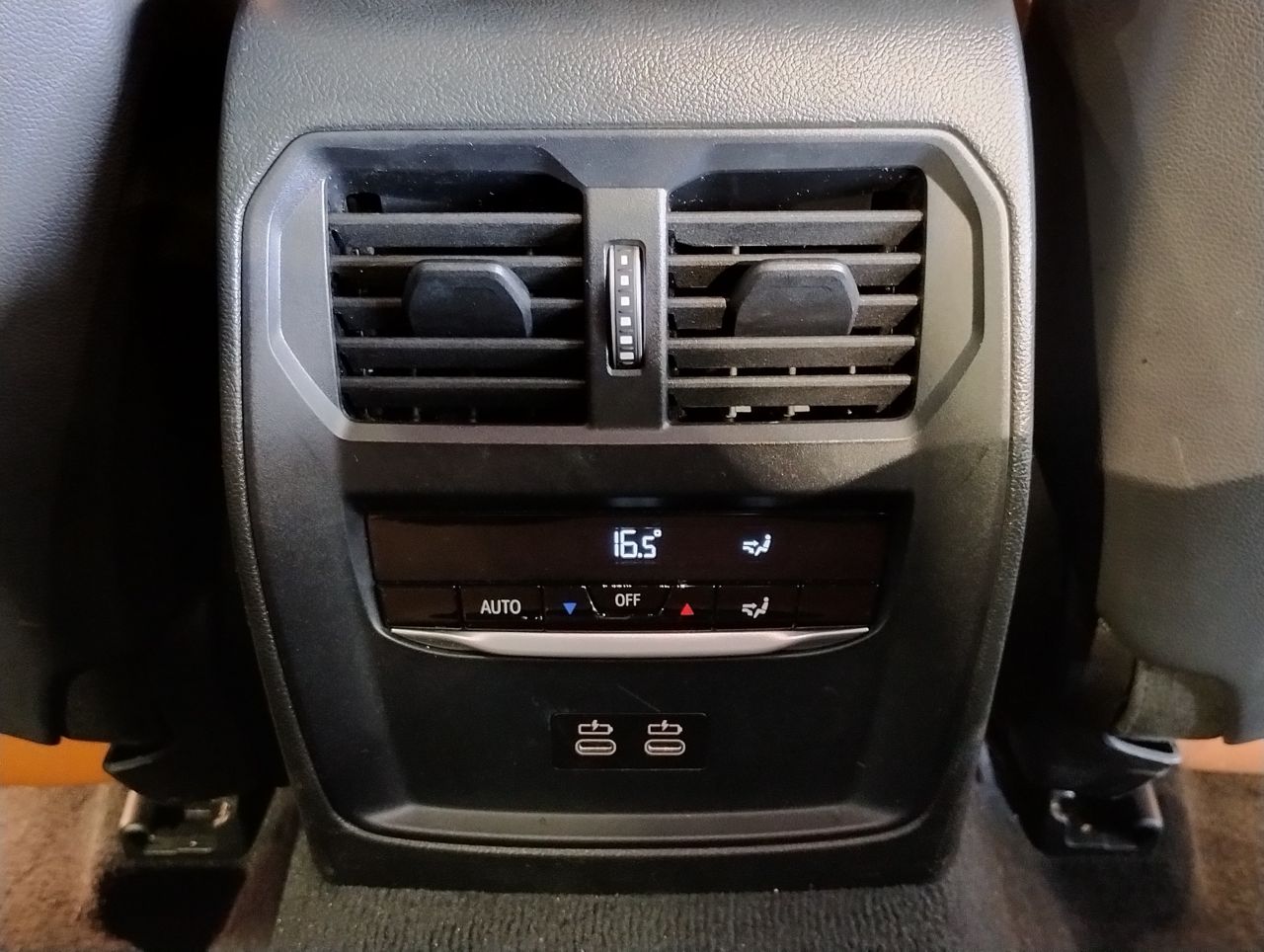 320d xDrive Berline RHD